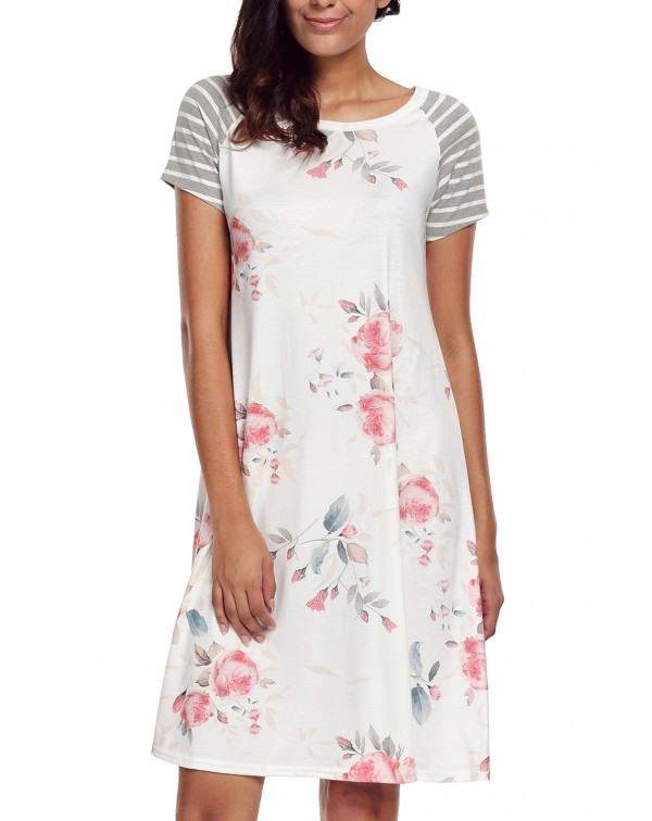 White Backdrop Floral Print A-line Loose T-shirt Dress